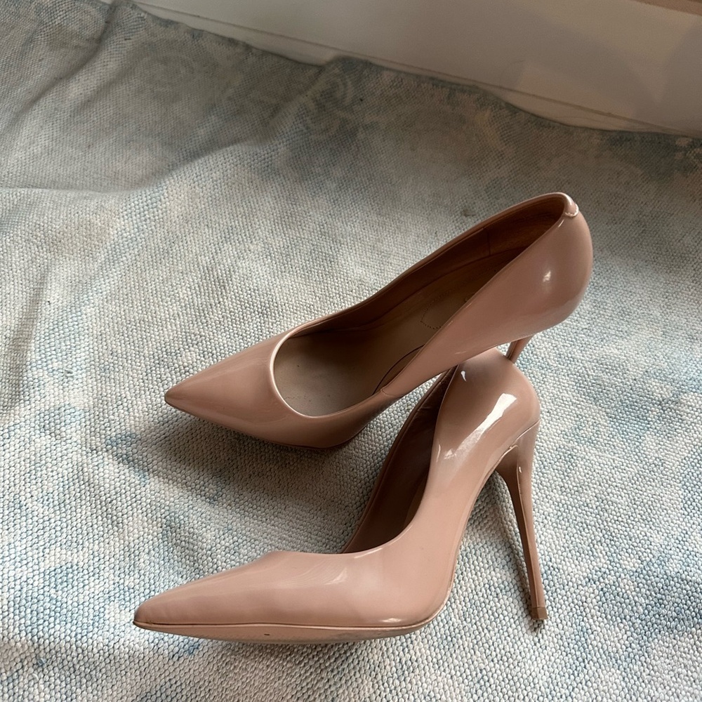 Aldo high heels in nude